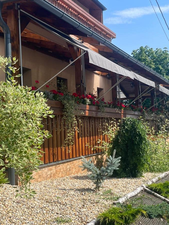 Hospudka Na Konci Sveta Hotel Novy Jicin Exterior photo